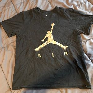 Air Jordan short sleev Shirt Gold Logo Sz Large